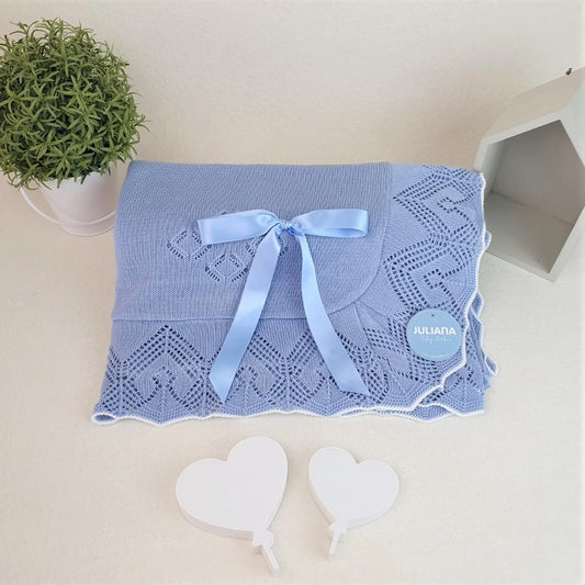 Toquilla de rombos con volante calado