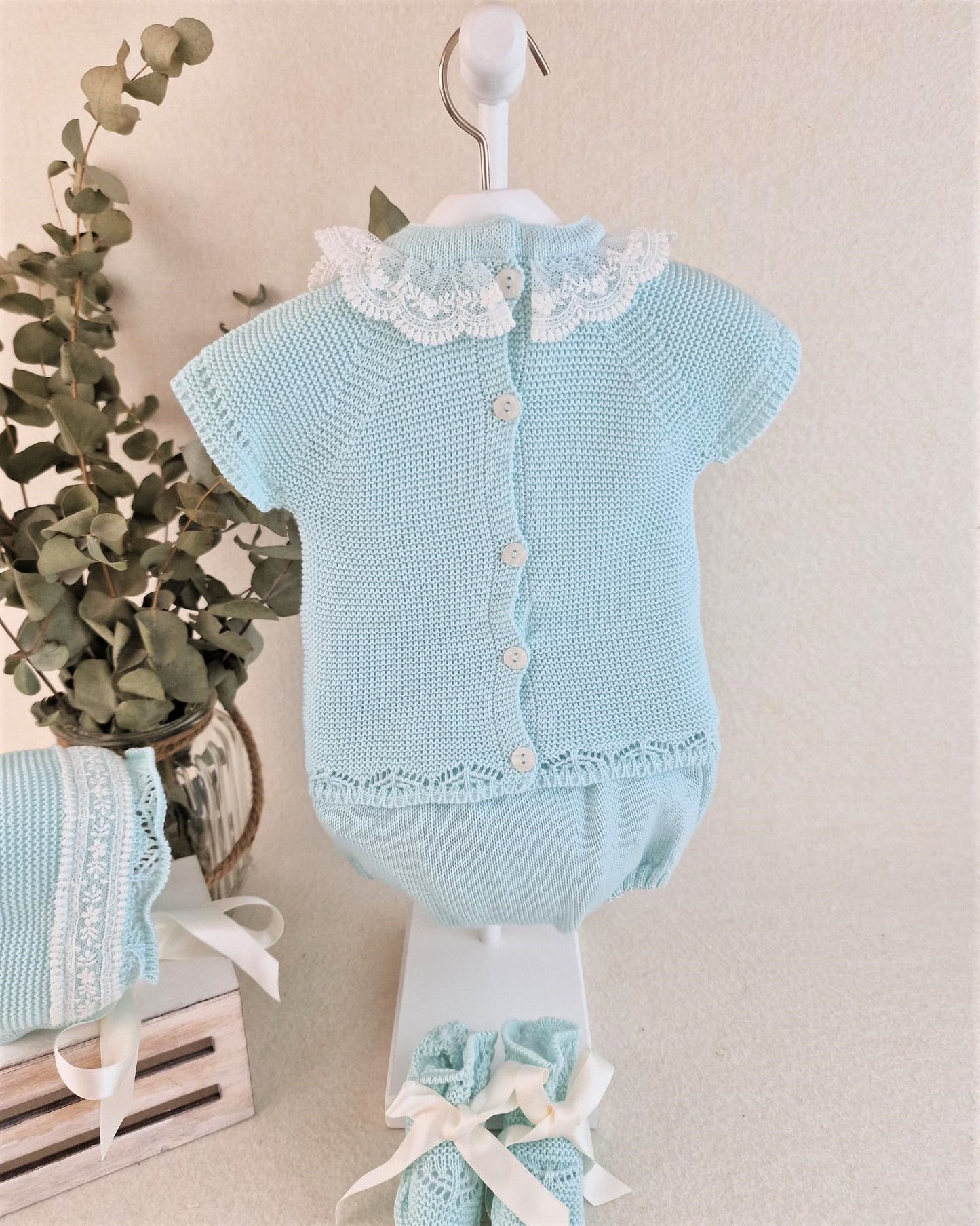 Conjunto de cuatro piezas delicada salina