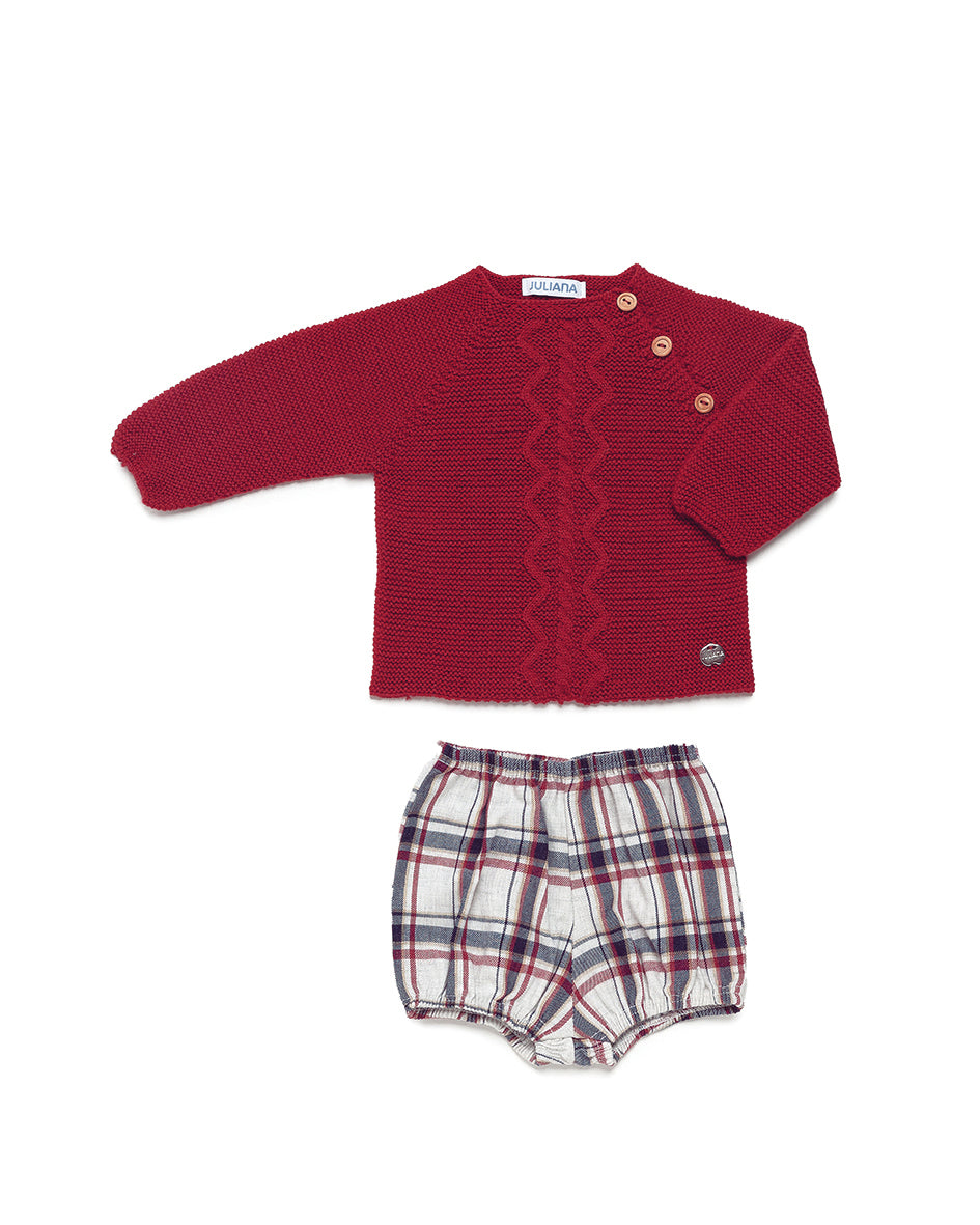 Conjunto de niño con pantalón a cuadros y tachón