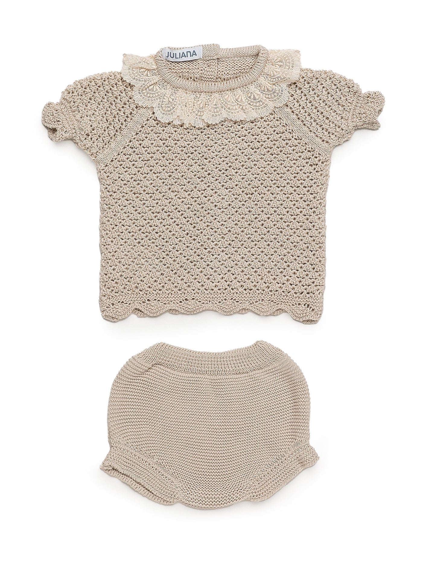 Conjunto con braguita punto calado y puntilla CREMA