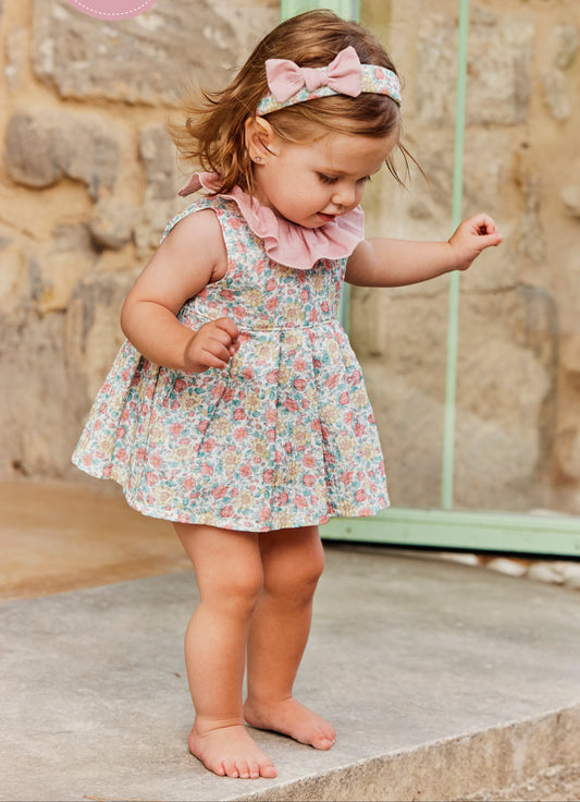 Jesusito con braga y tela de flores