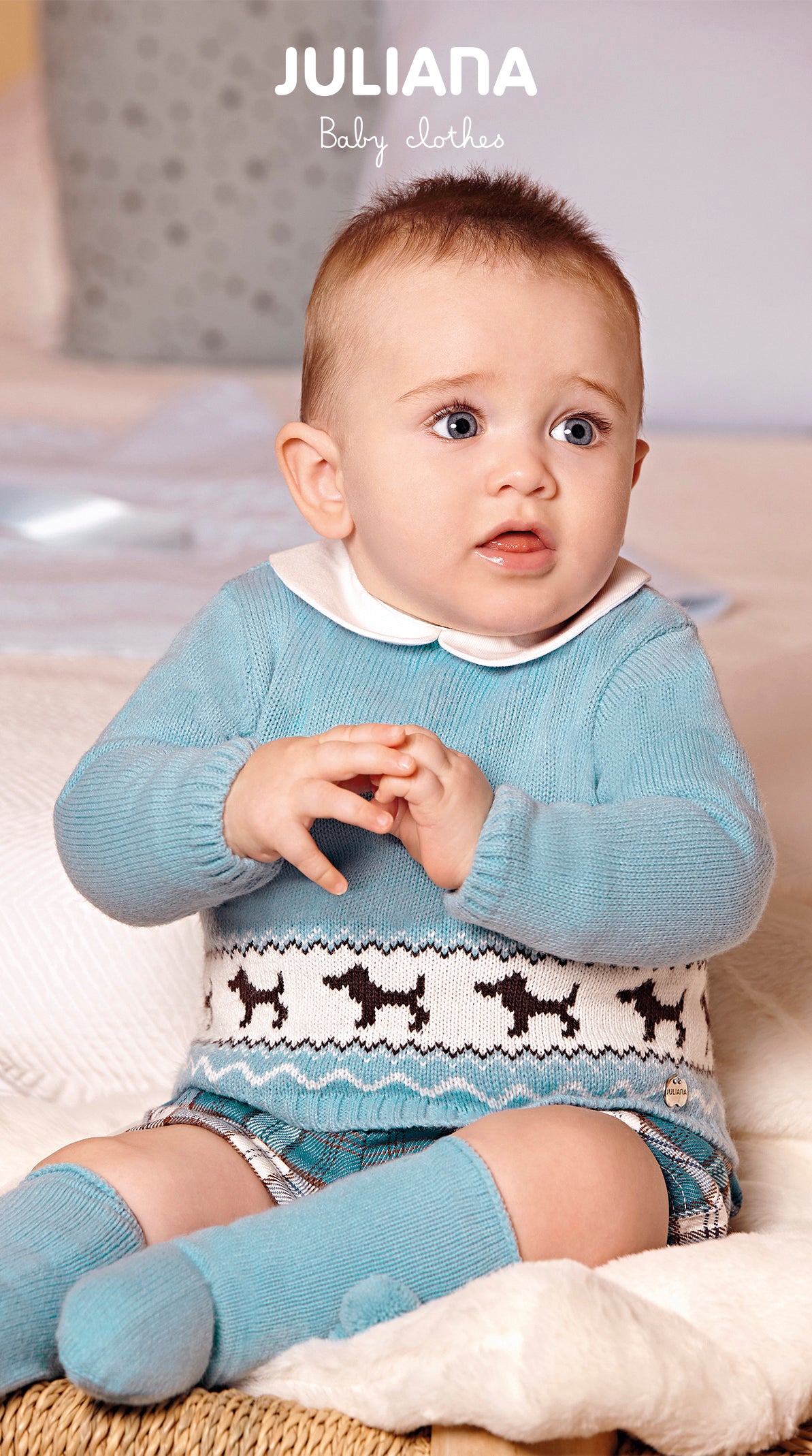 Conjunto pantalón de tela de cuadros y perritos