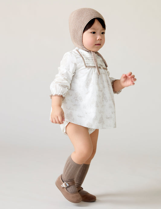 Conjunto tela niña Toile de Jouy Newport  (no incluye capota)