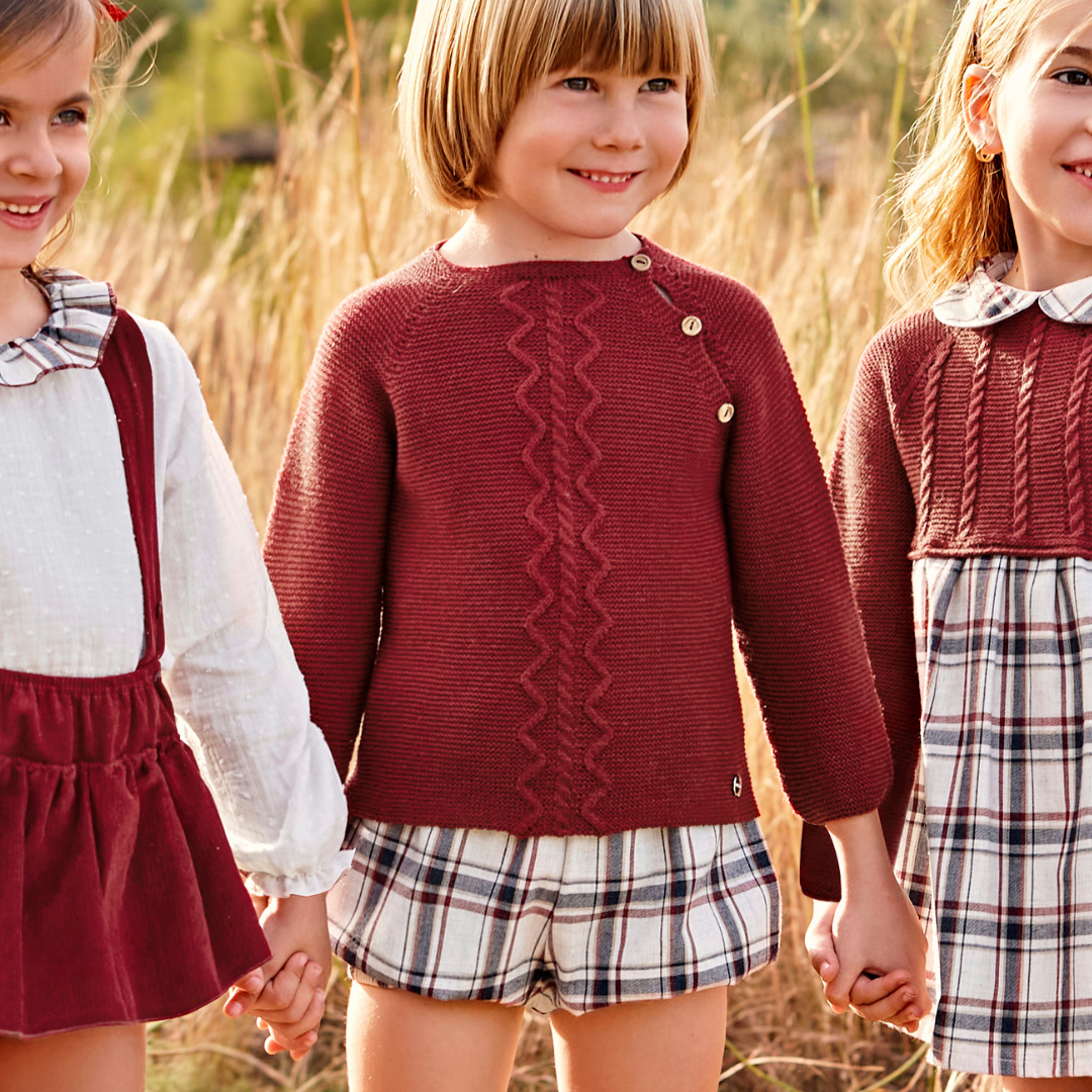 Conjunto de niño con pantalón a cuadros y tachón