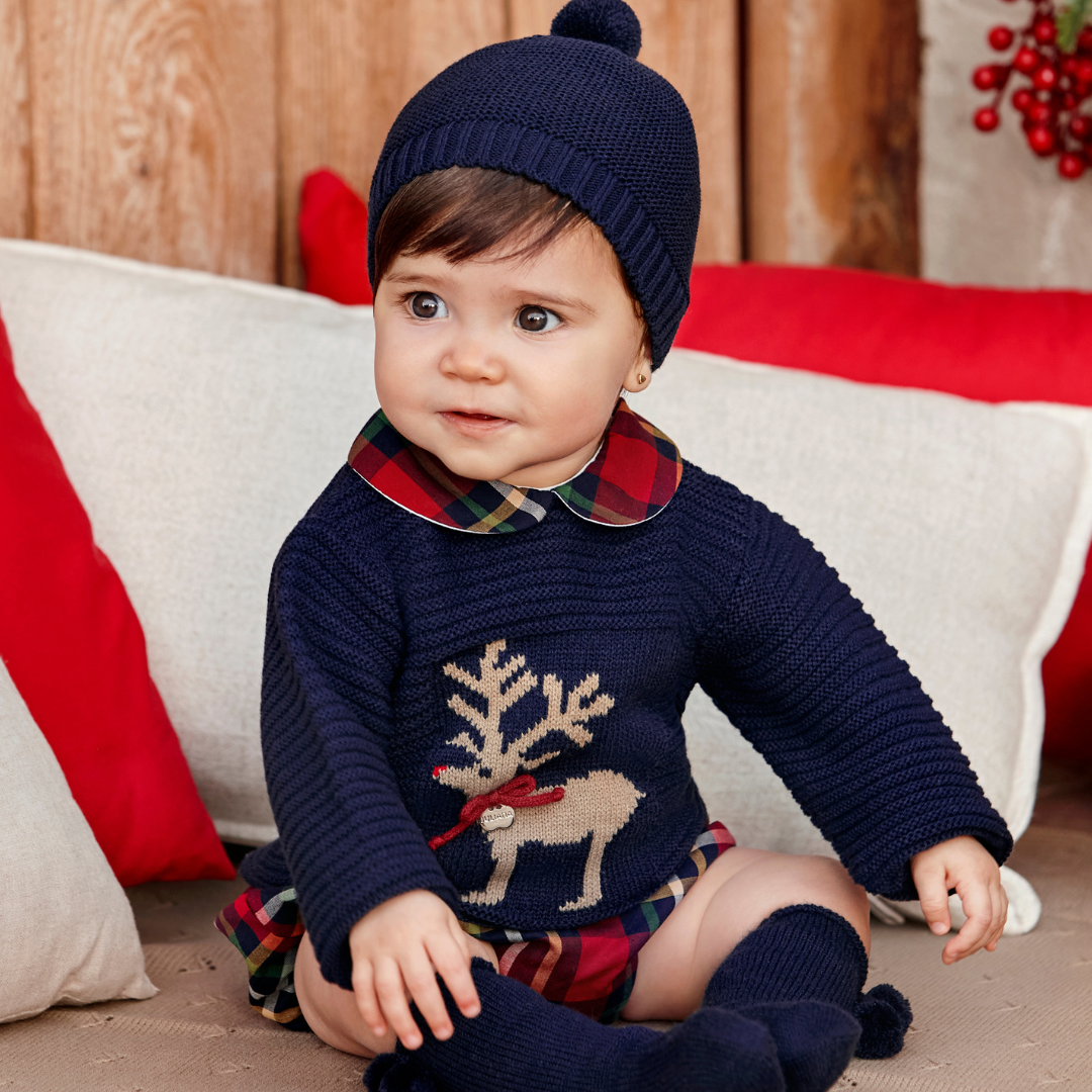 Conjunto de niño con pantalón de cuadros y jersey de reno