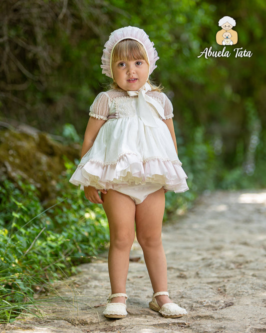 Jesusín con capota y braguita con tul con topitos y detalles en rosa